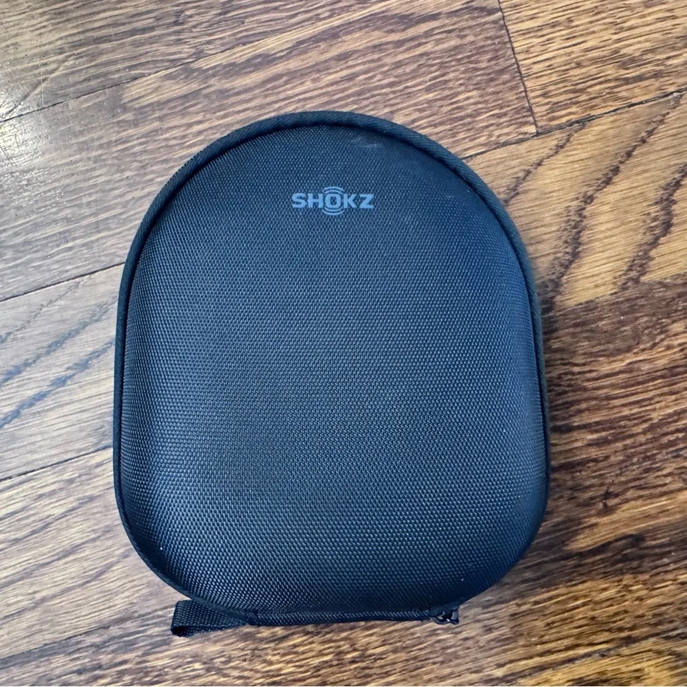 Shokz OpenRun Pro Bone Conduction Headphones with Case, Standard Size, Like New - Picture 6 of 7